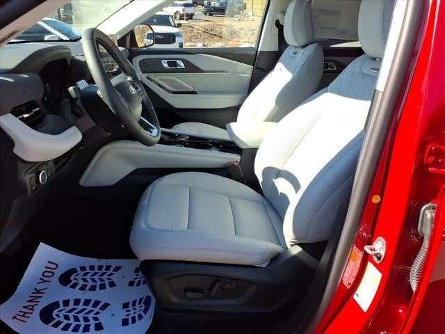 2026 Ford Explorer Platinum 4WD