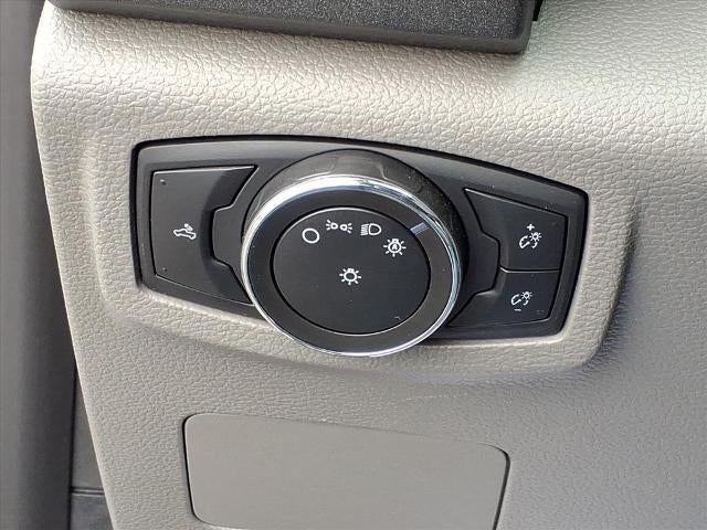 2021 Ford Super Duty F-250 SRW XL 4WD Crew Cab 6.75' Box