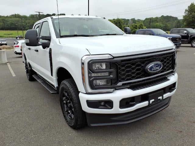 2026 Ford Super Duty F-250 SRW XL 4WD Crew Cab 6.75' Box
