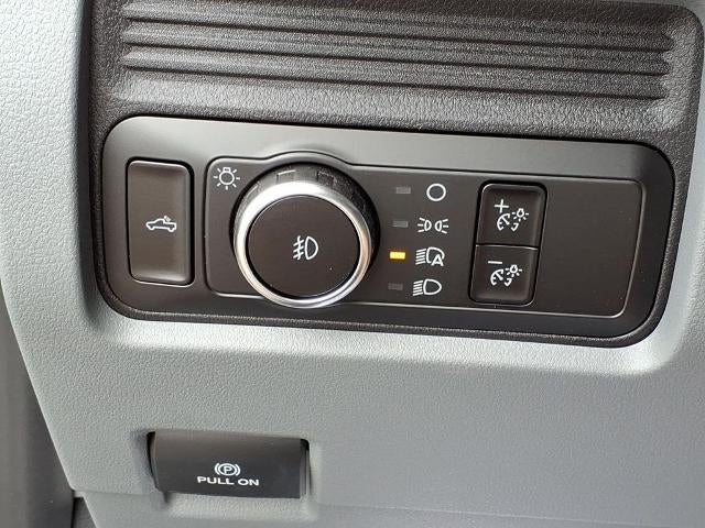 2026 Ford Super Duty F-250 SRW XL 4WD Crew Cab 6.75' Box
