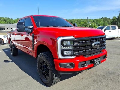 2024 Ford Super Duty F-250 SRW LARIAT 4WD Crew Cab 6.75' Box