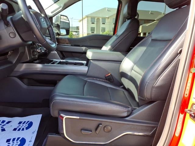 2024 Ford Super Duty F-250 SRW LARIAT 4WD Crew Cab 6.75' Box