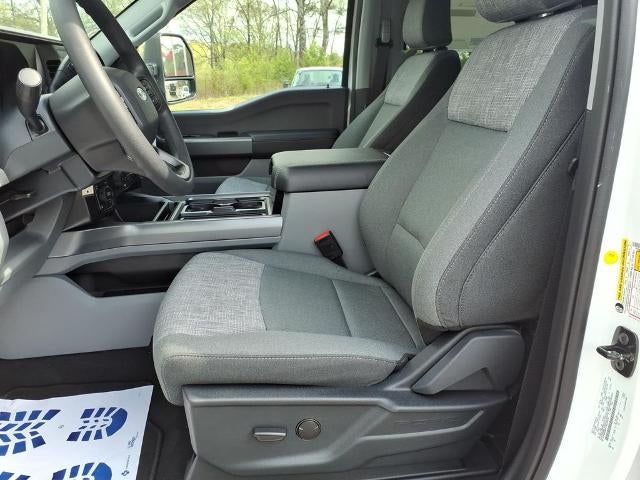 2026 Ford Super Duty F-250 SRW XL 4WD Crew Cab 6.75' Box