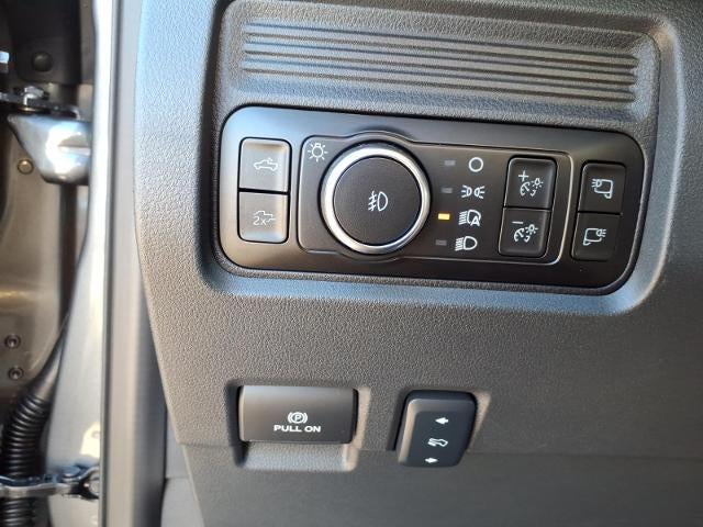 2027 Ford Super Duty F-250 SRW XL 4WD Crew Cab 6.75' Box