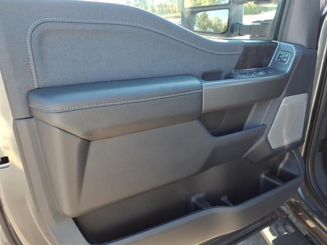 2027 Ford Super Duty F-250 SRW XL 4WD Crew Cab 6.75' Box