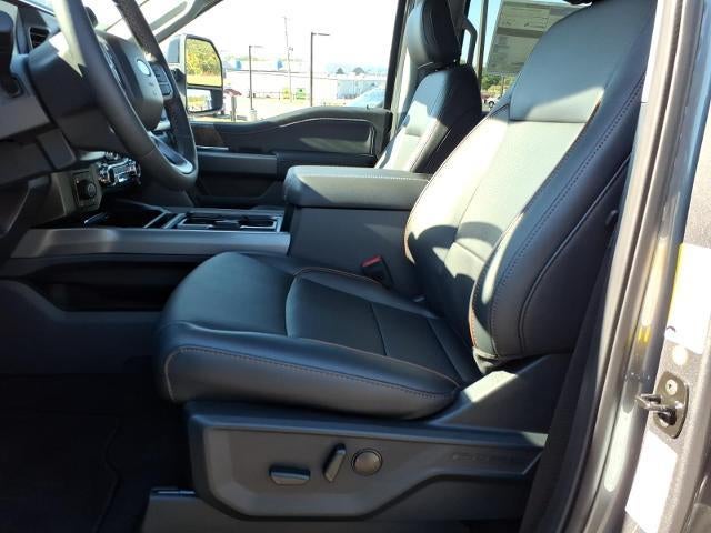 2027 Ford Super Duty F-250 SRW XL 4WD Crew Cab 6.75' Box