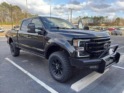 2022 Ford Super Duty F-250 SRW LARIAT 4WD Crew Cab 6.75' Box