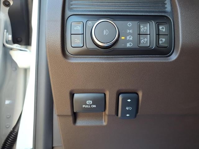 2026 Ford Super Duty F-350 DRW XL 4WD Crew Cab 8' Box