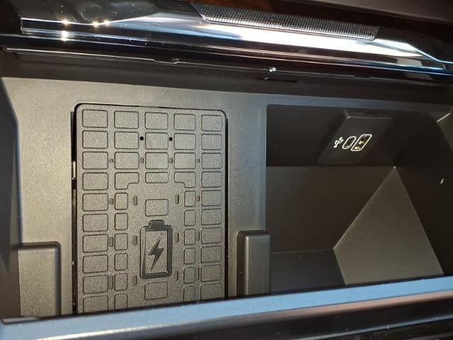 2026 Ford Super Duty F-350 DRW XL 4WD Crew Cab 8' Box