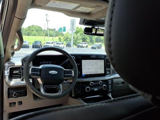 2026 Ford Super Duty F-350 DRW XL 4WD Crew Cab 8' Box