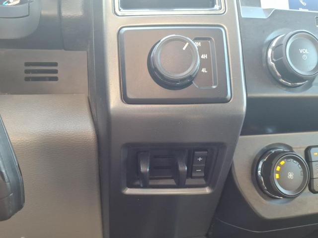 2020 Ford Super Duty F-350 DRW XLT 4WD Crew Cab 8' Box