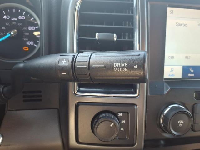 2020 Ford Super Duty F-350 DRW XLT 4WD Crew Cab 8' Box