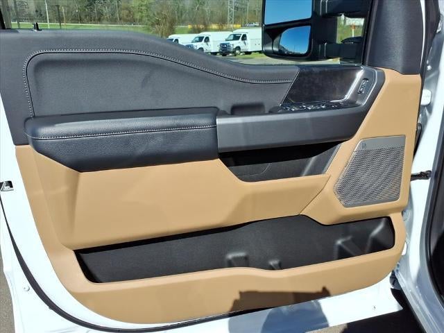 2026 Ford Super Duty F-350 DRW XLT 4WD Crew Cab 8' Box