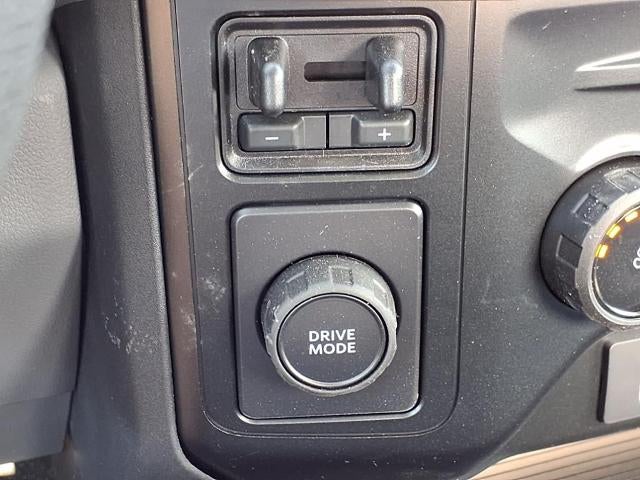 2023 Ford Super Duty F-250 SRW XL 2WD Reg Cab 8' Box