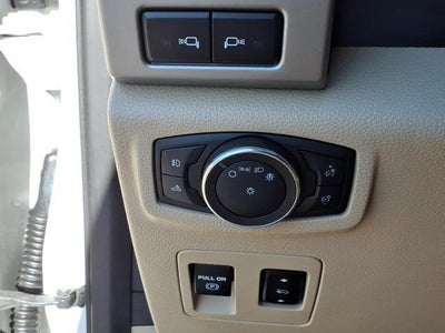 2019 Ford F-150 LARIAT 4WD SuperCrew 5.5' Box