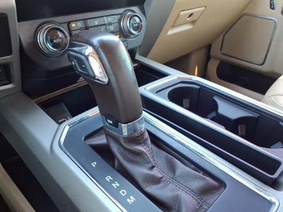 2019 Ford F-150 LARIAT 4WD SuperCrew 5.5' Box