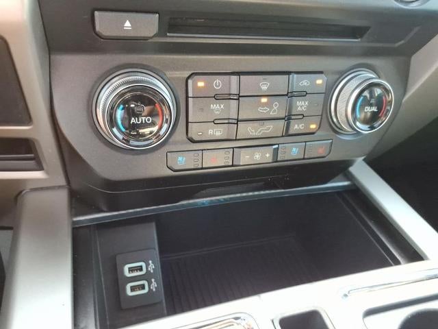 2018 Ford F-150 LARIAT 4WD SuperCrew 5.5' Box