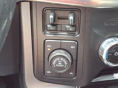 2023 Ford F-150 LARIAT 4WD SuperCrew 5.5' Box