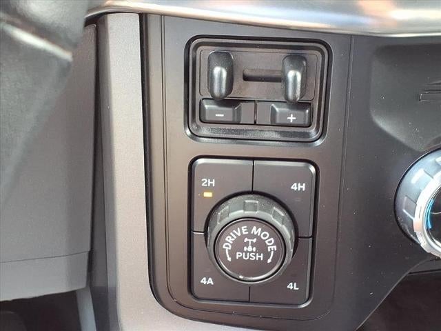 2023 Ford F-150 LARIAT 4WD SuperCrew 5.5' Box