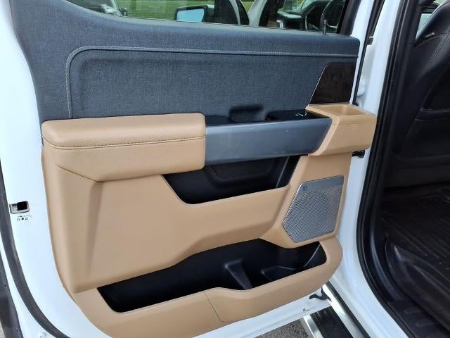 2022 Ford F-150 LARIAT 4WD SuperCrew 5.5' Box