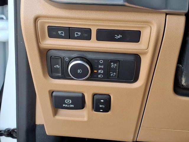 2022 Ford F-150 LARIAT 4WD SuperCrew 5.5' Box