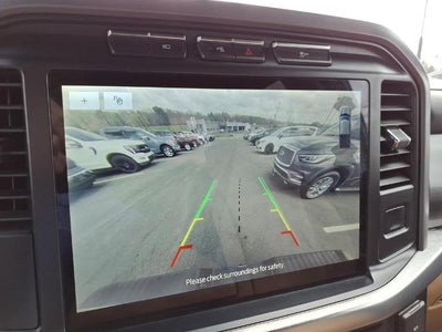 2022 Ford F-150 LARIAT 4WD SuperCrew 5.5' Box