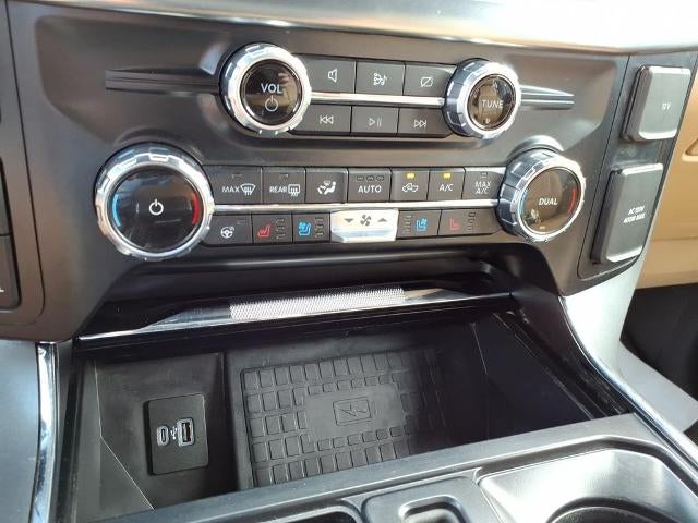 2022 Ford F-150 LARIAT 4WD SuperCrew 5.5' Box