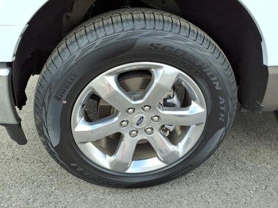 2022 Ford F-150 LARIAT 4WD SuperCrew 5.5' Box