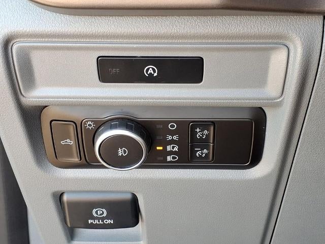 2025 Ford F-150 XLT 4WD SuperCrew 5.5' Box