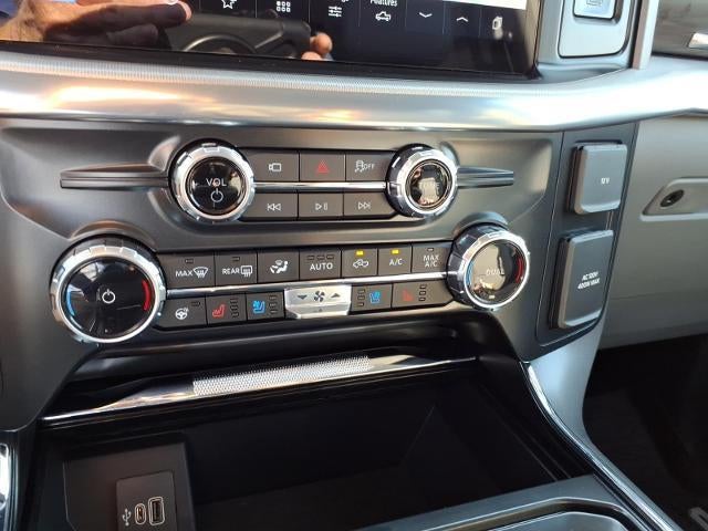 2026 Ford F-150 LARIAT 4WD SuperCrew 5.5' Box