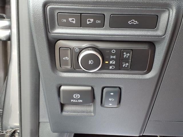2024 Ford F-150 LARIAT 4WD SuperCrew 5.5' Box