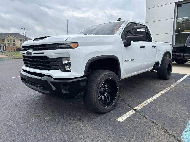 2024 Chevrolet Silverado 2500 HD Double Cab Standard Box 4-Wheel Drive Custom