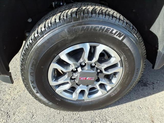 2025 GMC Sierra 2500 HD Crew Cab Standard Box 4-Wheel Drive SLE