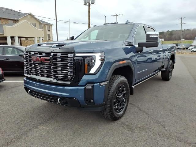 2025 GMC Sierra 3500HD Crew Cab Long Box 4-Wheel Drive Denali Ultimate