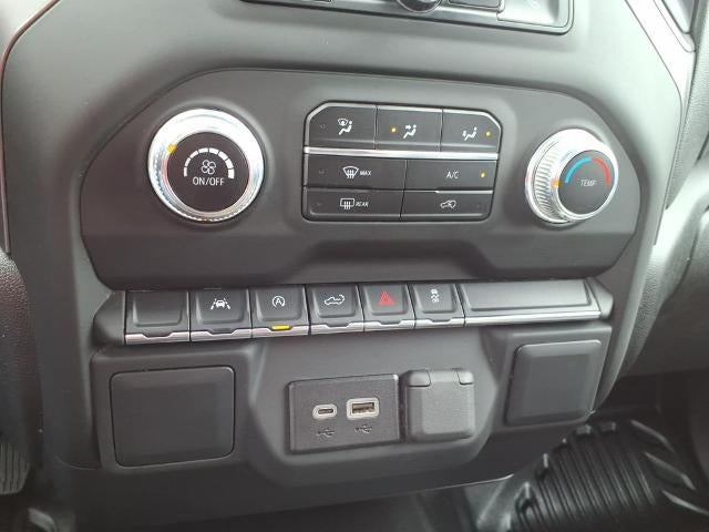 2024 GMC Sierra 1500 Crew Cab Short Box 4-Wheel Drive Pro