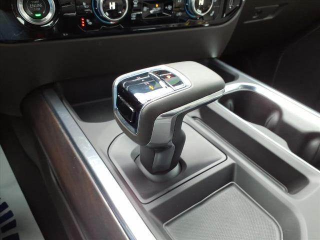 2023 GMC Sierra 1500 Crew Cab Short Box 4-Wheel Drive SLT