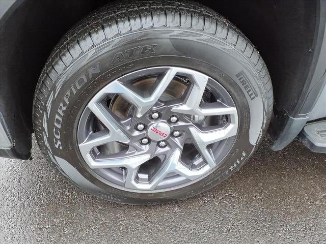 2023 GMC Sierra 1500 Crew Cab Short Box 4-Wheel Drive SLT