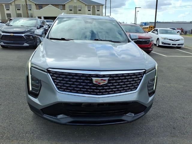2025 Cadillac XT4 FWD 4dr Premium Luxury