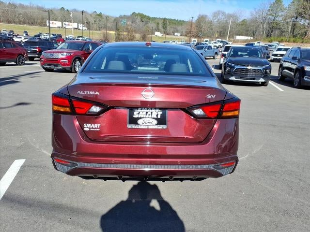2024 Nissan Altima 2.5 SV Sedan