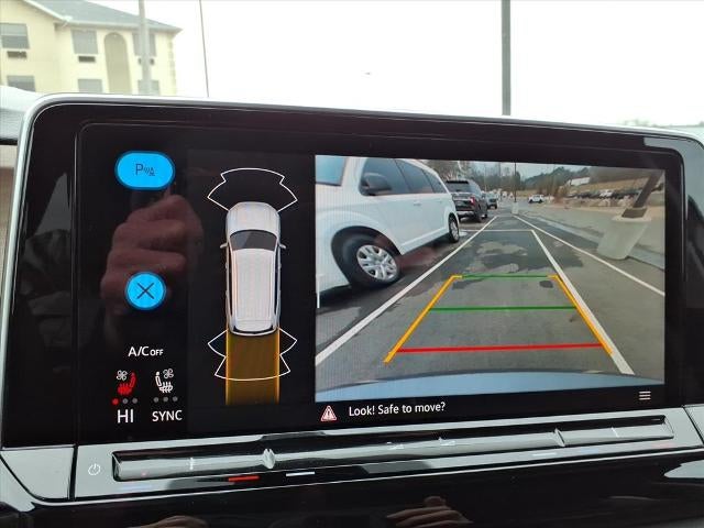 2024 Volkswagen Atlas 2.0T SE w/Technology 4MOTION