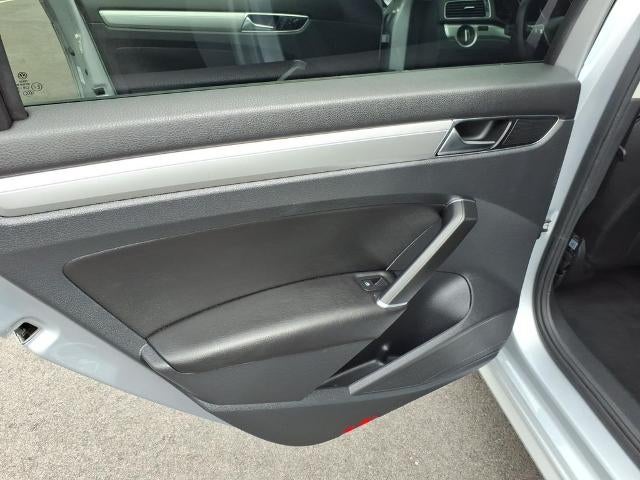 2019 Volkswagen Passat 2.0T Wolfsburg Edition Auto