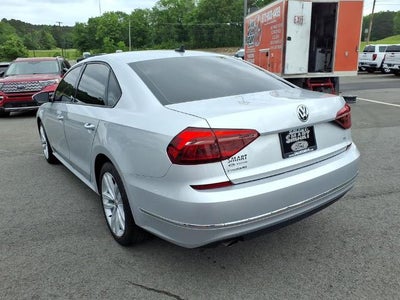 2019 Volkswagen Passat 2.0T Wolfsburg Edition Auto