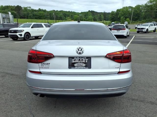2019 Volkswagen Passat 2.0T Wolfsburg Edition Auto