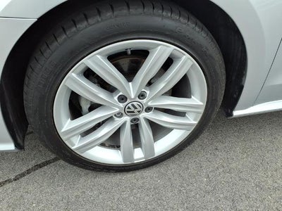 2019 Volkswagen Passat 2.0T Wolfsburg Edition Auto