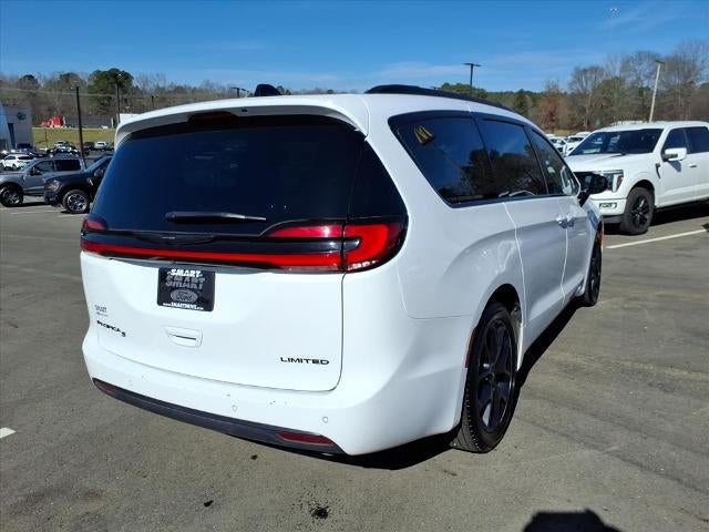 2025 Chrysler Pacifica Limited FWD