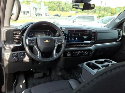 2024 Chevrolet Silverado 1500 Crew Cab Short Box 4-Wheel Drive LT 2FL