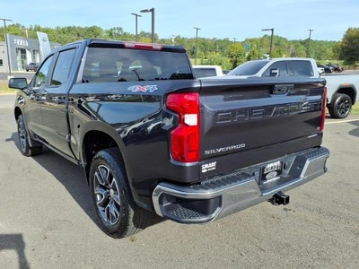 2024 Chevrolet Silverado 1500 Crew Cab Short Box 4-Wheel Drive LT 2FL