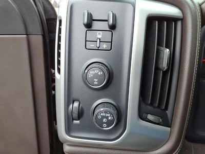 2017 GMC Sierra 1500 Crew Cab Standard Box 4-Wheel Drive SLT