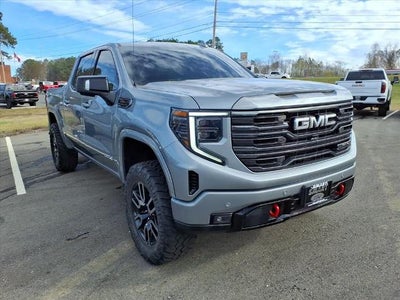 2023 GMC Sierra 1500 Crew Cab Short Box 4-Wheel Drive AT4