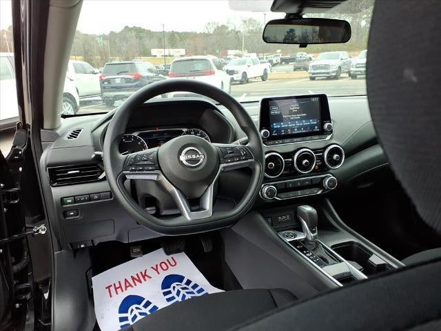 2024 Nissan Sentra SV CVT